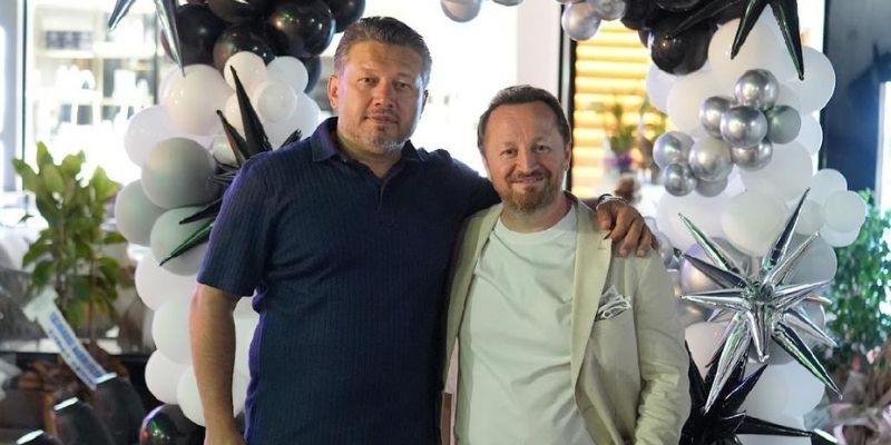 Adem Terzi Bodrum'da yeni salonunu açtı, yıldızlar akın etti